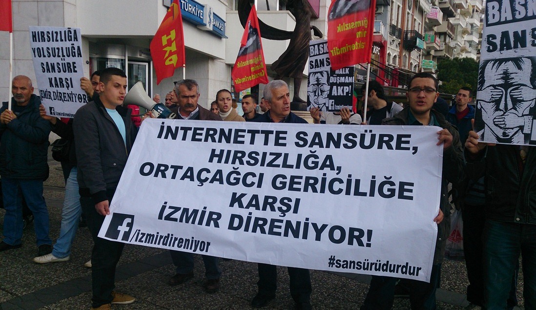     Torbadan Bu Kez İnternet Sansürü Çıktı   Tayyipgillerin son yasaklarından olan İnternet Sansürü; İzmir’de İzmir Direniyor İnternet Grubu ve Kurtuluş Partililer tarafından protesto edildi. 09/02/2014 Pazar günü, Karşıyaka […]