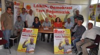 Partimizin Seçim Çalışmaları engellemelerine karşı HKP İzmir 2. Bölge Milletvekili adayı Av.Tacettin Çolak’ ın İzmir İl Örgütünde yaptığı basın açıklaması: Partimizin Seçim Çalışmalarını Engelliyorlar, Gözaltına Alıp Para Cezaları Yazıyorlar! Sonra da [&hellip;]