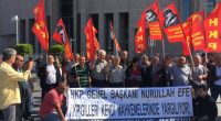 HKP Genel Başkanı Nurullah Ankut, Kaçak Saraylı Reis’i ve avanesini bir kez daha kendi mahkemelerinde yargıladı: “AKP’giller eninde sonunda buralara gelip yargılanacaklar!” Resmi evrakta sahtecilik de dahil olmak üzere türlü […]