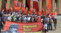 29 Ekim Cumhuriyet Bayramında Anıtkabir Ziyaretimizin, “Bağımsızlık Benim Karakterimdir” sözü yazan flamalarımızın “Yasak” olduğu gerekçesiyle engellenmesine karşı suç duyurusunda bulunduk Partimiz, daha önceki Ulusal Bayramlarda da yaptığı gibi, Emperyalizme ve Saltanata […]