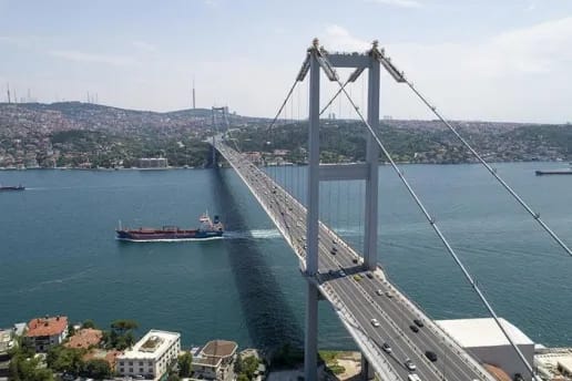 Yüzyılın Felaketi AKP’giller iktidar edildiklerinden bu yana 24 yılda ne kadar kamu malı varsa yerli-yabancı Parababalarına peşkeş çekti. Tabii ki bu yağmadan AKP’giller de payına düşeni aldı. İktidara getirildikten bu [&hellip;]