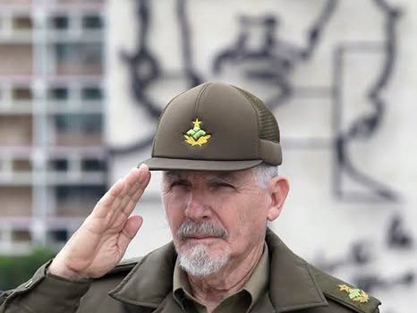 O, Küba Halkının Kahramanıydı, Yiğitti, Önderdi, İnsandı ve Bir Komünist Olarak Yaşadığı Bu Dünyadan Bir Komünist Olarak Göçtü Sonsuzluğa Küba Devrimi’nin neferlerinden, önderlerindendi Ramiro Valdés Menéndez Yoldaş. Moncado Kışlası Baskını’nda [&hellip;]