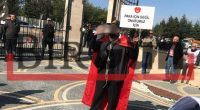 Halkımızı can evinden vuran AKP’giller’in yarattığı işsizlik ve pahalılık cehennemi, zaten ölümlerden ölüm beğenerek yaşam mücadelesi vermek zorunda bırakılan emeklilerimizden birinin daha canına mal oldu. AYM önünde seyyanen zam talebiyle [&hellip;]