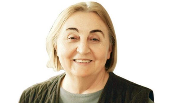 “İşçinin Evreni” köşesiyle yıllardır işçiden, emekçiden, ezilenden, sömürülenden yana düşünüp yazılar yazan Şükran Soner’i kaybettik. Artık yazılarıyla, anılarıyla işçilerin, emekçilerin, ezilenlerin, sömürülenlerin hak arama mücadelesinde yaşamaya devam edecek. Şükran Soner, ne [&hellip;]