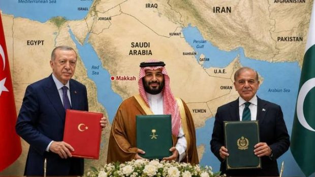 Yemen’de AB-D Emperyalistleri-İsrail ve Yerli İşbirlikçileri İçin Dökülecek Mehmetçik Kanı Yok! ABD Emperyalist Haydudunun CHP içerisinden vatanına, halkına ihanet etme potansiyeli en yüksek olanları devşirip, Demokrat Parti adını verdiği partide [&hellip;]